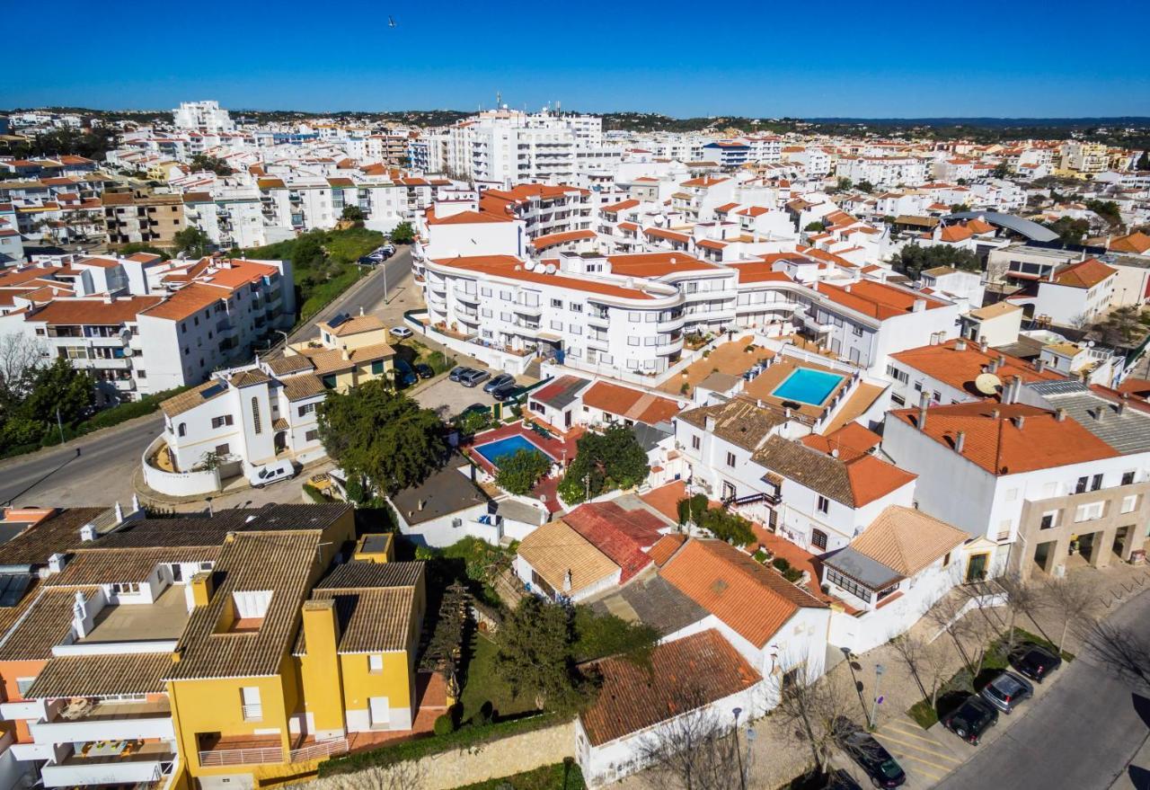 Apartamentos A Cerca Лагуш Екстер'єр фото