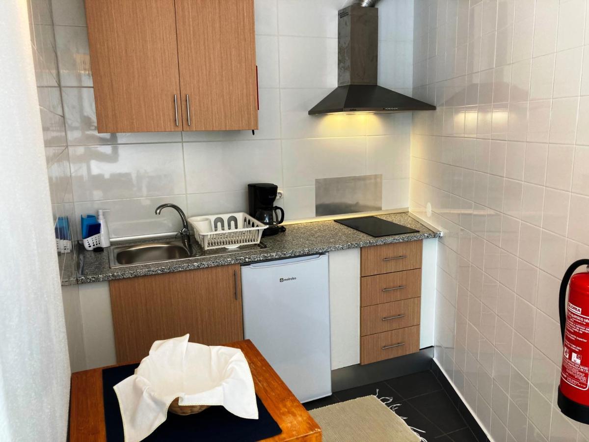 Apartamentos A Cerca Лагуш Екстер'єр фото