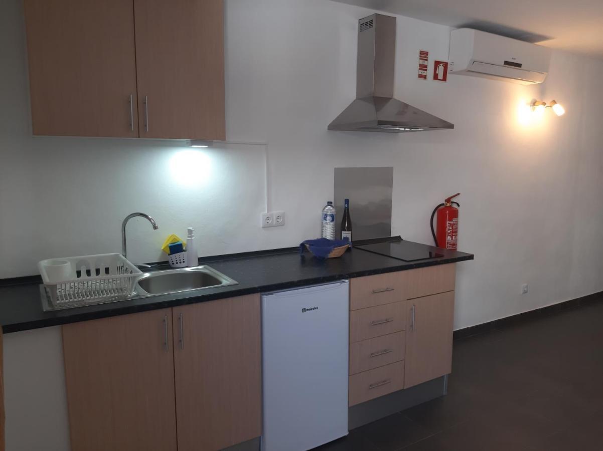 Apartamentos A Cerca Лагуш Екстер'єр фото