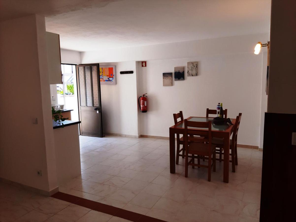 Apartamentos A Cerca Лагуш Екстер'єр фото